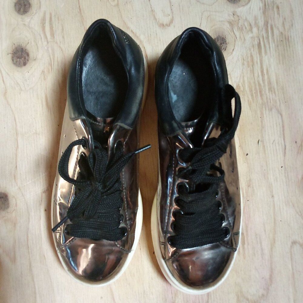 Alexander McQueen Metallic Low Rise Sneakers Shoes Women - Picture 5 of 9